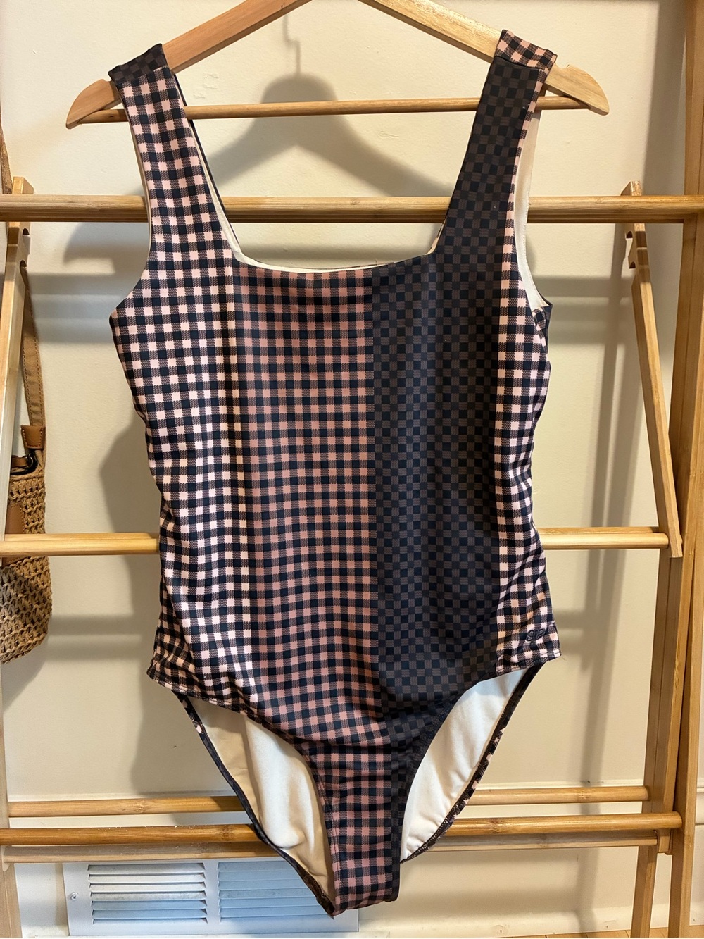 Albión fit pink/brown Margot one piece